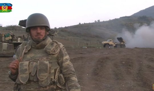 Azərbaycan hərbçisi: \