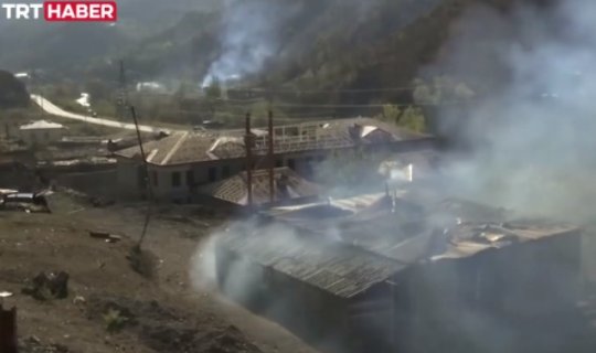 Ermənilər indi də Ağdamda evləri yandırır -xa0VİDEO