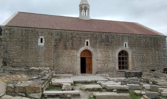 Ermənilərdən daha bir saxtakarlıq: Xocavənddə abidəyə zəng qülləsi artırdılar - FOTOFAKT