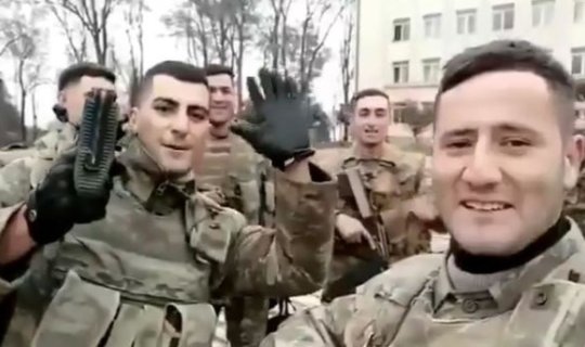 Əsgərlərimiz Şuşadan Azərbaycana salam yolladı - VİDEO