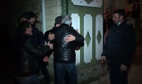 Girovluqdan azad edilən Dilqəm Əsgərovun ailəsindən VİDEOREPORTAJ
