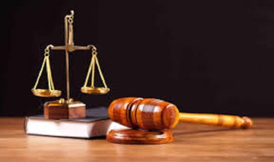 Sumqayıtda 77 yaşlı atasını öldürən oğul HAKİM QARŞISINDA