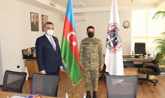 Vətən müharibəsindən qayıdan döyüşçü vəkilliyə qəbul olundu