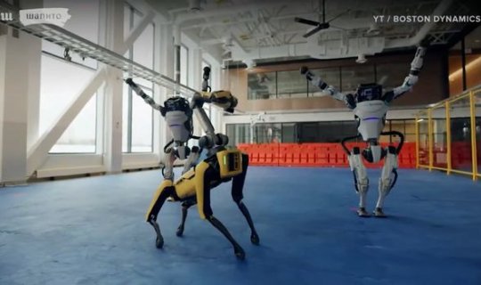 Robotların möhtəşəm rəqsi görənləri heyrətə gətirdi - VİDEO