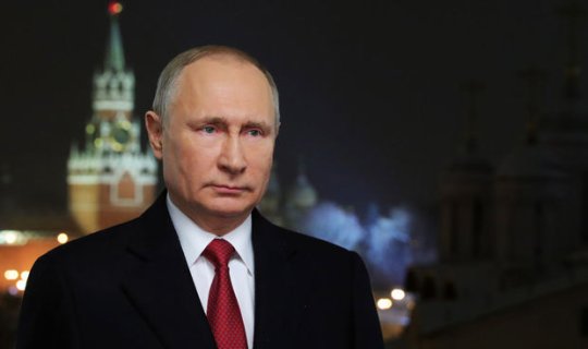 Putin ən uzun Yeni il təbriki etdi