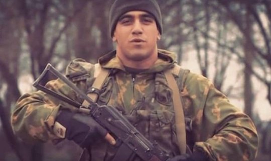Bəy kostyumunu bayraqla əvəzlənən şəhid Rüfət Əliyev - FOTO/VİDEO