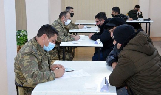 Komissiya Səfərbərlikdən tərxis edilmiş şəxslərin qəbulunu davam etdirir