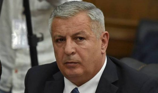 Erməni deputat: “Azərbaycanla həmsərhəd ərazilərdə yaşayan ermənilər silahlandırılsın”