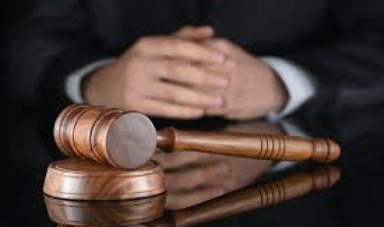 Qubada atasını amansızlıqla öldürən oğula HÖKM OXUNUB