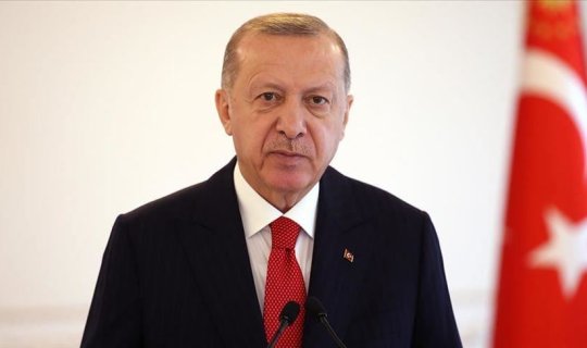 Ərdoğan: “Xocalıda amansız şəkildə qətlə yetirilən qardaş-bacılarımızı rəhmətlə yad edirəm”