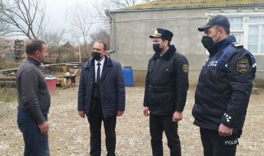 Goranboyda polis əməkdaşları şəhid ailələrinə bayram sovqatı aparıb – FOTO