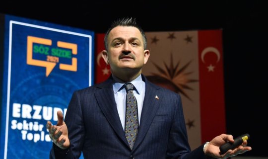 Bu türk nazir Qarabağda bağ salacaq - VİDEO