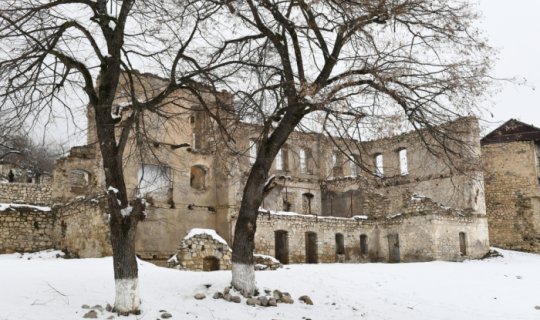 Nazirin məzun olduğu, alimlər yetişdirən 135 yaşlı məktəb - FOTO