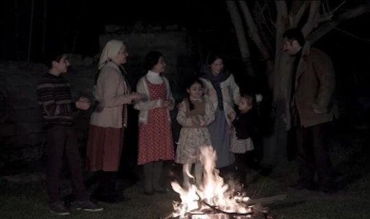 Bir ailənin hekayəsi: İllər sonra Qarabağda öz həyətlərində yenə tonqal qaladılar - FOTO/VİDEO