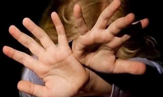 Gəncədə gəlin qaynanasının çənəsini, ərinin qolunu sındırdı