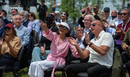 Şuşadakı “Xarıbülbül” festivalından maraqlı FOTOLAR