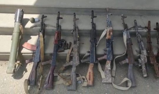 Xocavənddə polis əməkdaşları tərəfindən silahlar aşkar edilib
