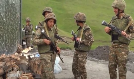 “Caliber”: Erməni siyasətçilər öz müdafiə idarələrinin itkilər barədə məlumatlarına inanmır – VİDEO