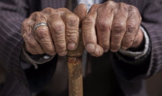 Bakıda 83 yaşlı kişi arvadını öldürmək istəyib - Qanlı cinayətin təfərrüatıxa0