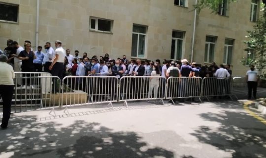 Sıxlığa görə paytaxtın 2 rayonunda vaksinasiya məntəqələrinin sayı artırıldı