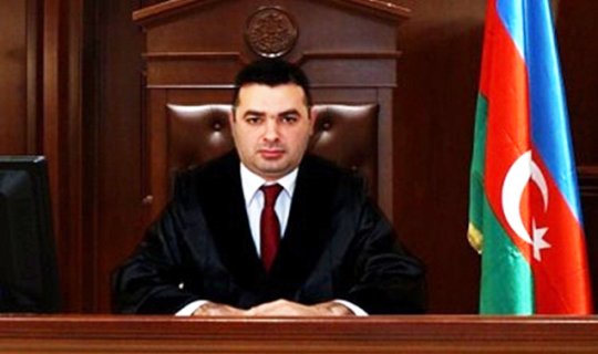 Ana-ata qızlarını öldürən hakimi bağışladı: “Şikayətimiz yoxdur”