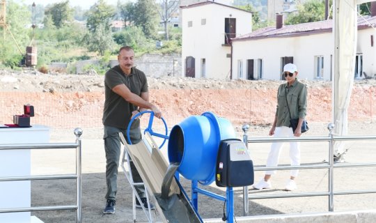 Şuşada “Otel və Konfrans Mərkəzi”nin təməli qoyulub - YENİLƏNİB/FOTO