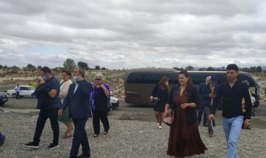 Ağdam sakinlərinin doğma şəhərə səfəri baş tutub - FOTO