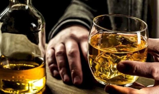 Kişilər üçün ən təhlükəli içki açıqlandı