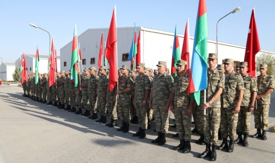 Azərbaycan və Türkiyə hərbçiləri Pirəkəşküldən Acıdərə qədər yürüş edib