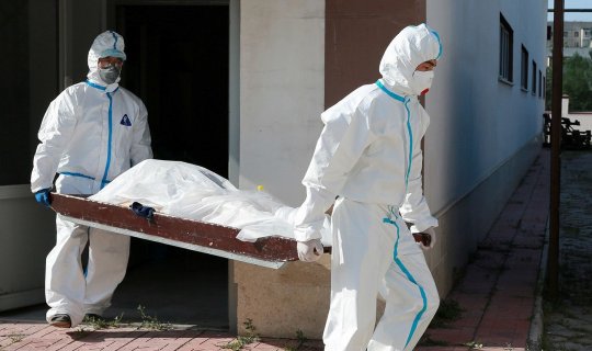 Koronavirusdan ölənin meyitini niyə evə qoymurlarxa0– Ölüdən virus keçirmi?
