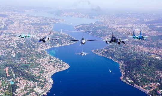 Azərbaycan və Türkiyə qırıcıları İstanbul səmasında - FOTO/YENİLƏNİB