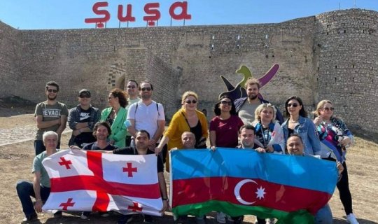 Gürcüstanlı jurnalist və ekspertlər Şuşanı ziyarət edib - FOTO