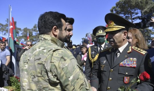 Zakir Həsənov şəhid ailələri və qazilərlə görüşüb - FOTO