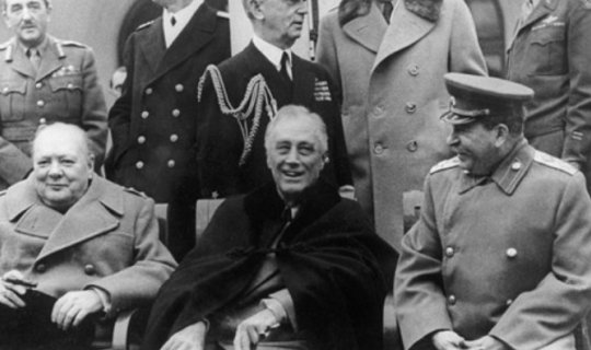 Stalinin Yaltadakı sarayı istəyən Çörçillə cavabıxa0– düyülmüş yumruq və baş barmaq