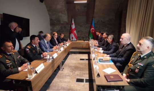 Azərbaycan və Gürcüstan müdafiə nazirlərinin görüşü başa çatdı- YENİLƏNİB