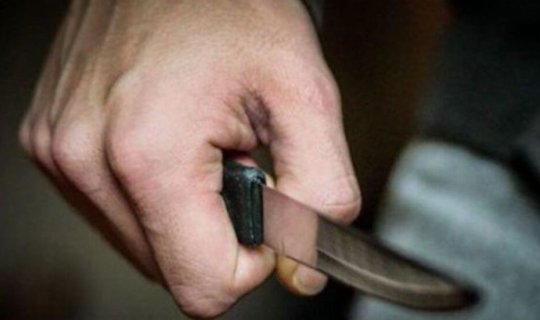 Başını yumaq istəməyən hamilə arvadının başını kəsdi - Azərbaycanda şok hadisənin təfərrüatı