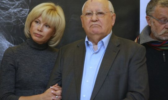 Qorbaçovun qızı və nəvələri Rusiyaya dönmək istəmir, Putinin övladları da... - Maraqlı həyatları