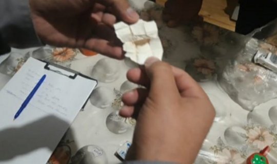 Bərdə sakinlərindən “patı” və heroin götürülüb
