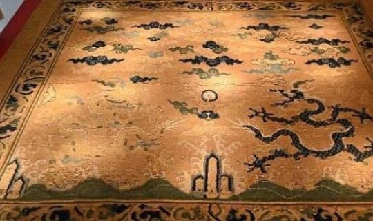 600 illik xalça 5,4 milyon dollara satılır