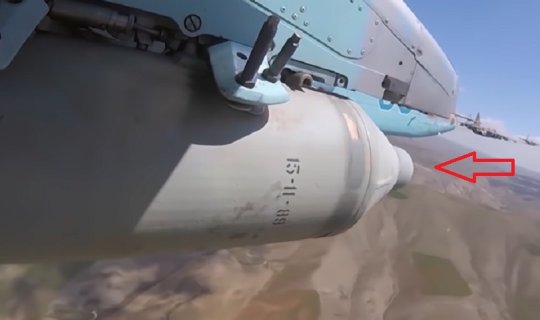 Azərbaycanlı general düşmən hədəflərini darmadağın edən lazer bombalardan danışdı - VİDEO