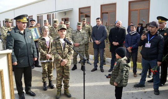 Zəfər Günü münasibətilə hərbi hissədə tədbir keçirilib - VİDEO