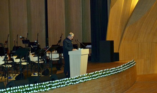 Hulusixa0Akar Azərbaycan xalqını Zəfər Günü münasibətilə təbrik edib