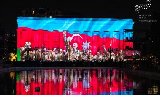Bakıdan və müqəddəs torpağımızdan möhtəşəm Zəfər Günü görüntüləri - FOTOLAR