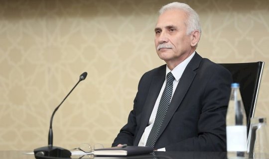Səhiyyə nazirinin müavini Azərbaycanda vaksin yaşının azaldılmasına münasibət bildirib
