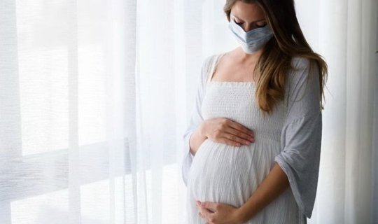 Hamilələrdə koronavirus dölə ötürülürmü? - AÇIQLAMA