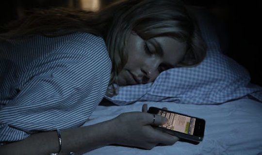 İnternetdə neçə saat vaxt keçirirsiniz? - \