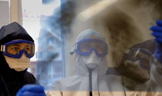 ÜST: “Koronavirus keçirənlərin “omikron”a yoluxma ehtimalı daha yüksəkdir”