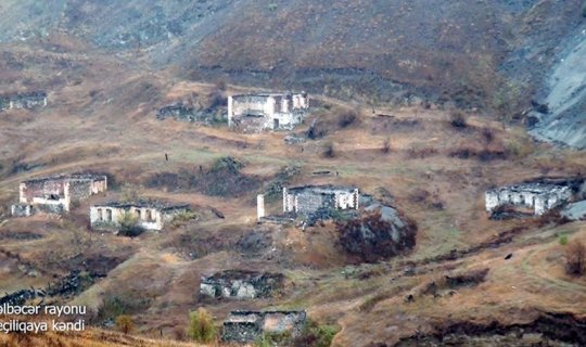 Kəlbəcərin Keçiliqaya kəndindən görüntülər