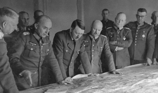 Hitler üçün bunker və sirrin pozulmaması üçün güllələnən 14 min insanxa0– Vəhşətin zirvəsi