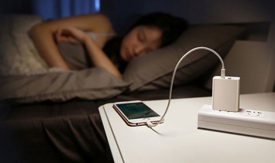 Smartfonun gecə ərzində şarja qoymaq barədə mifə aydınlıq gətirildi